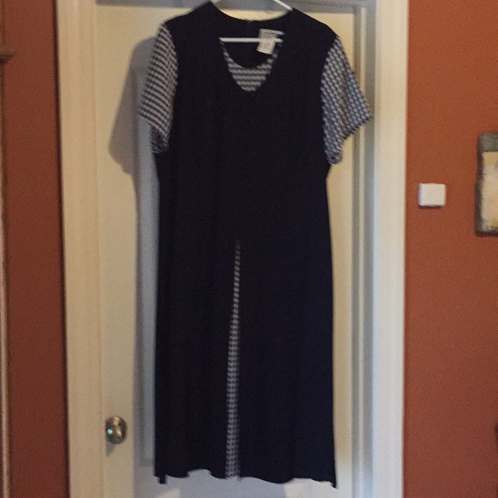 Ladies dress